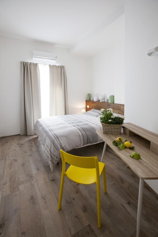 콘베르사노 Porta Degli Antichi Casali B&B 외부 사진