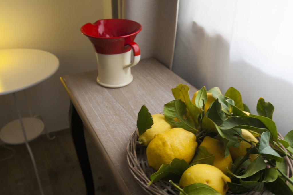 콘베르사노 Porta Degli Antichi Casali B&B 외부 사진
